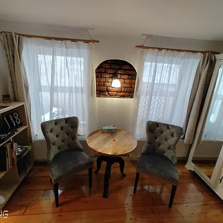 Catalin Hotel *